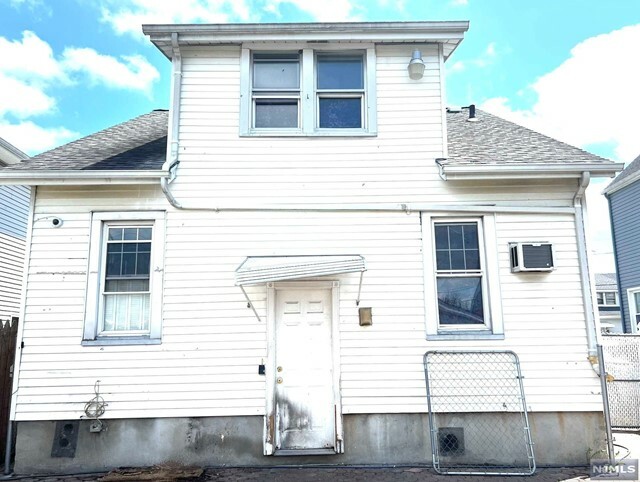 Property Photo:  15 Morrissee Avenue  NJ 07057 