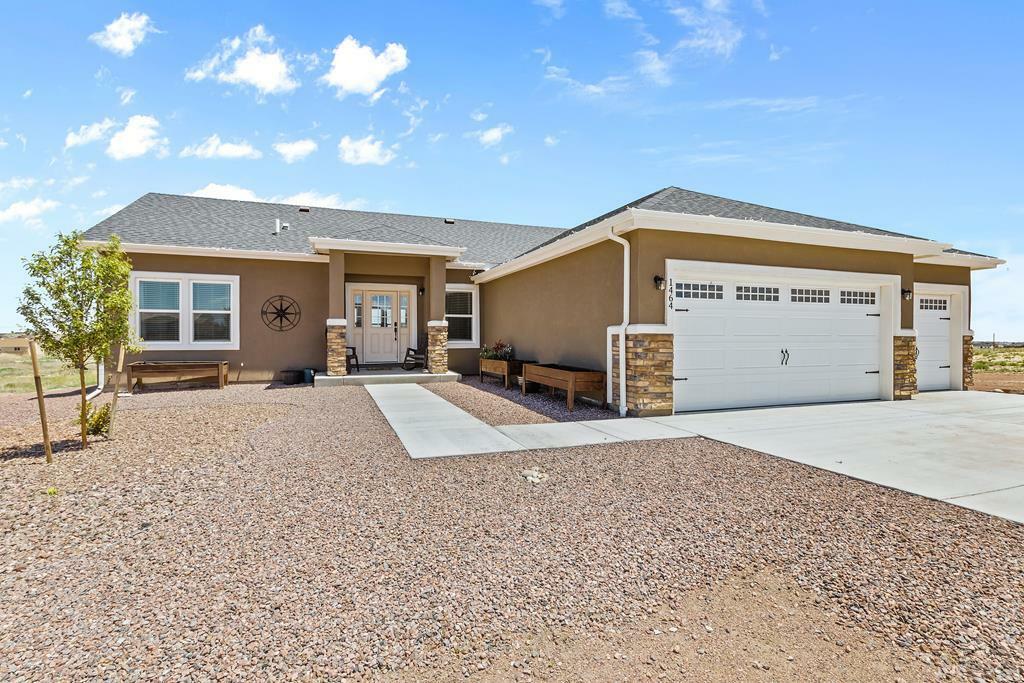 Property Photo:  1464 Dailey Dr  CO 81007 