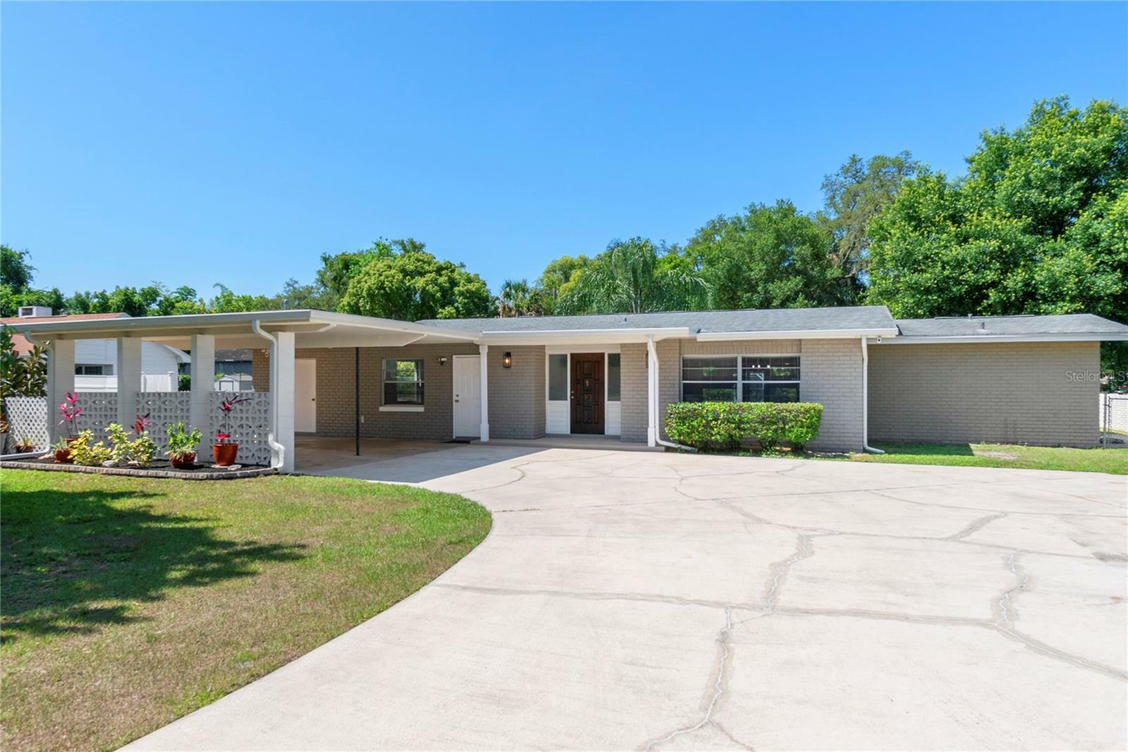Property Photo: 1780 Neptune Road FL 34744