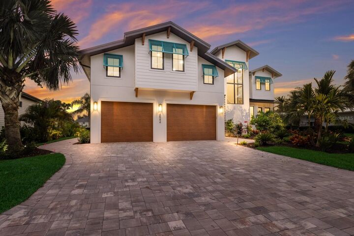 Property Photo:  4544 Woodside Road  FL 34242 