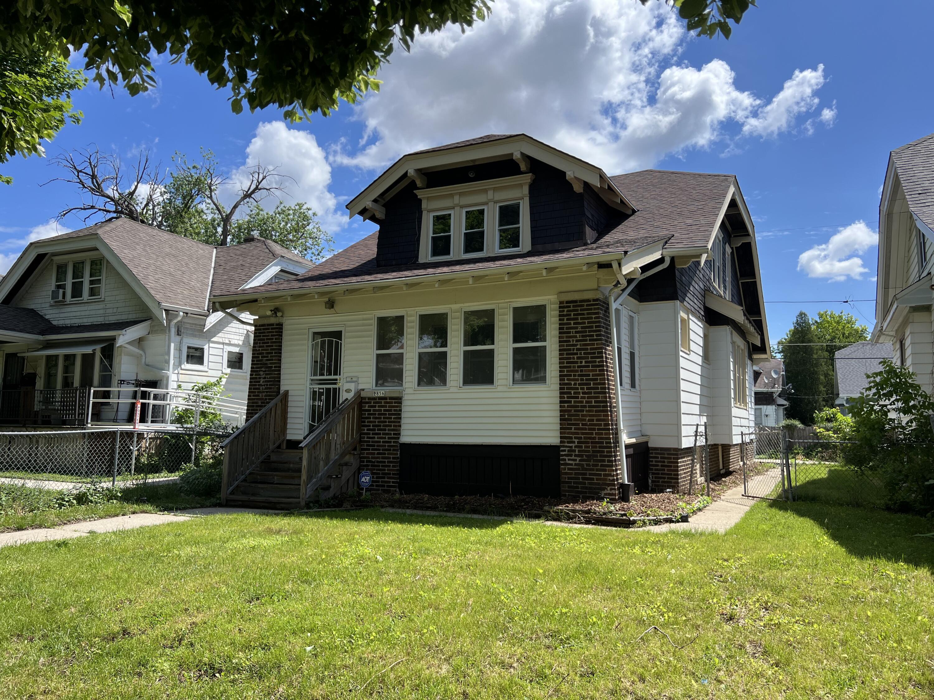 Property Photo: 2856 N 40th St WI 53210