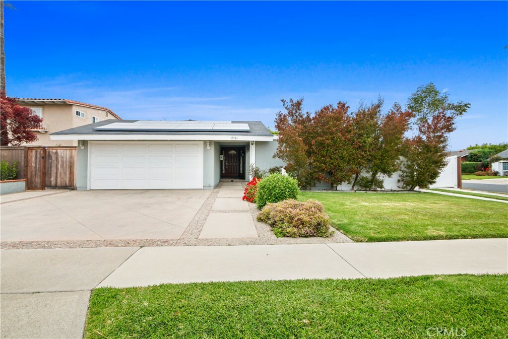 19531 Occidental Ln  Huntington Beach CA 92646 photo