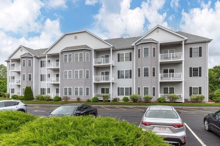 Property Photo:  10 Felton 202  MA 02301 