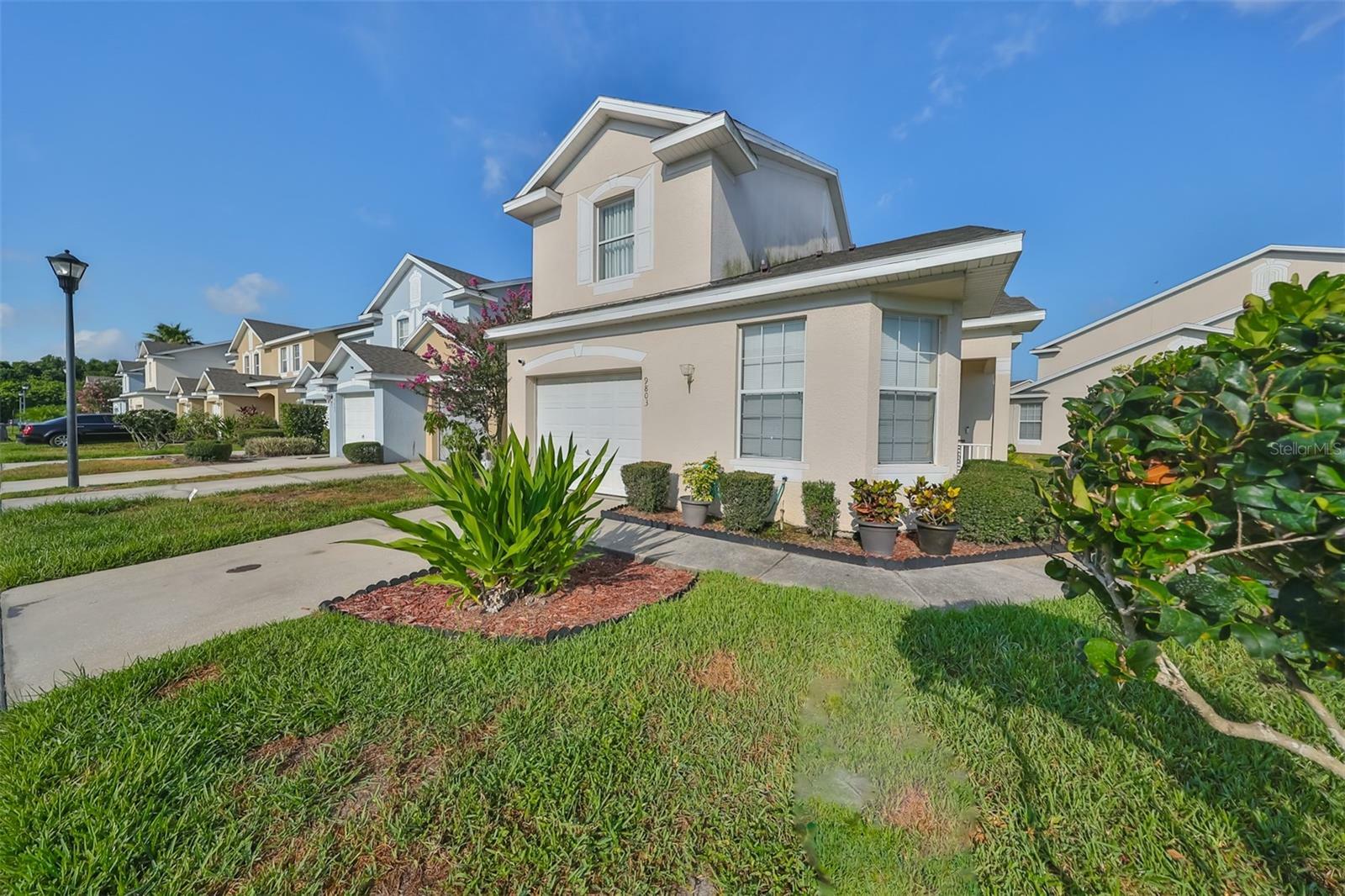 Property Photo:  9803 Carlsdale Drive  FL 33578 