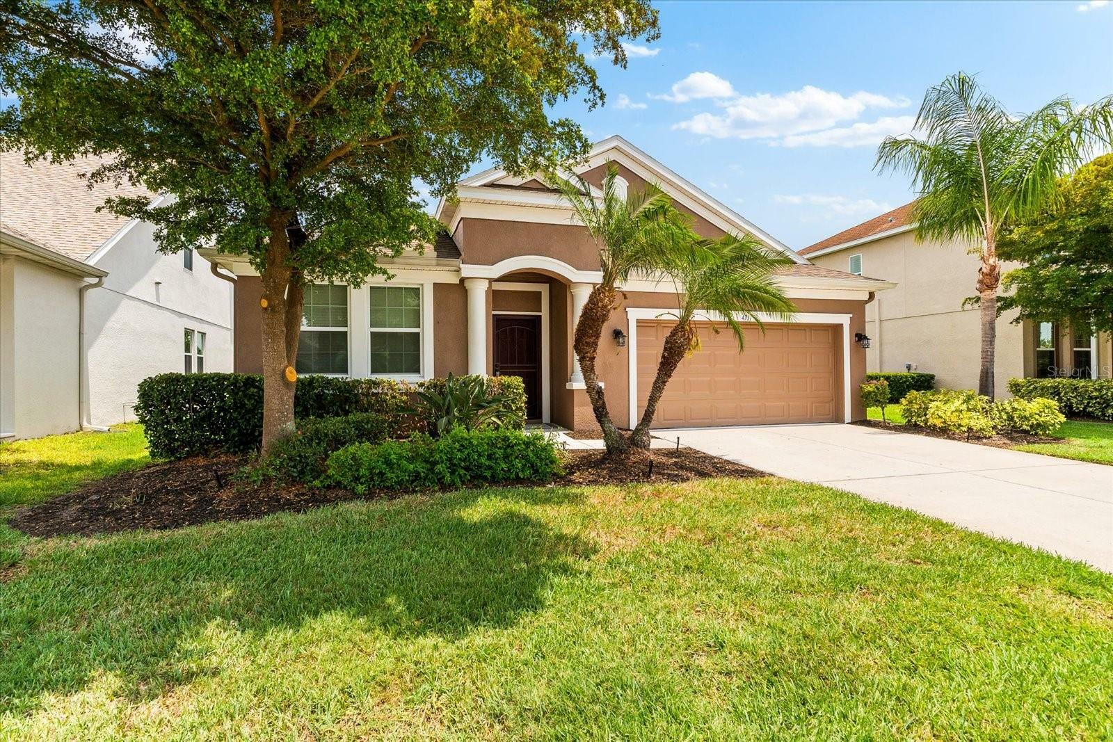 Property Photo:  4711 Garden Arbor Way  FL 34203 