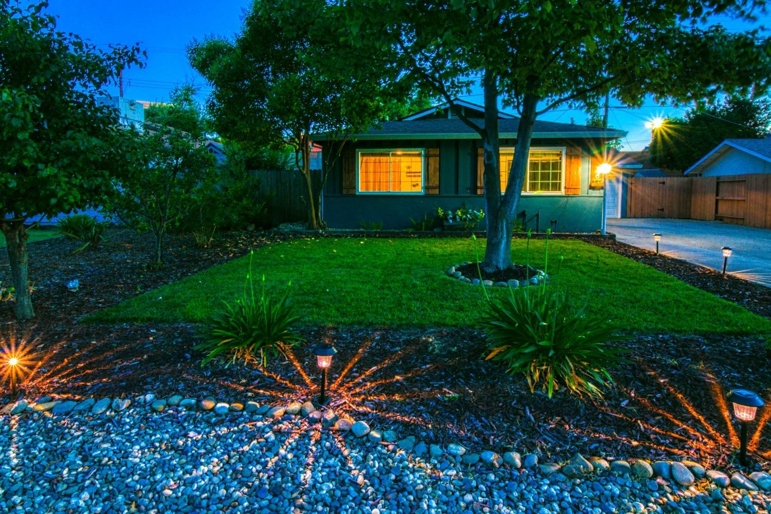 Property Photo:  6716 Lincoln Oaks Drive  CA 95628 