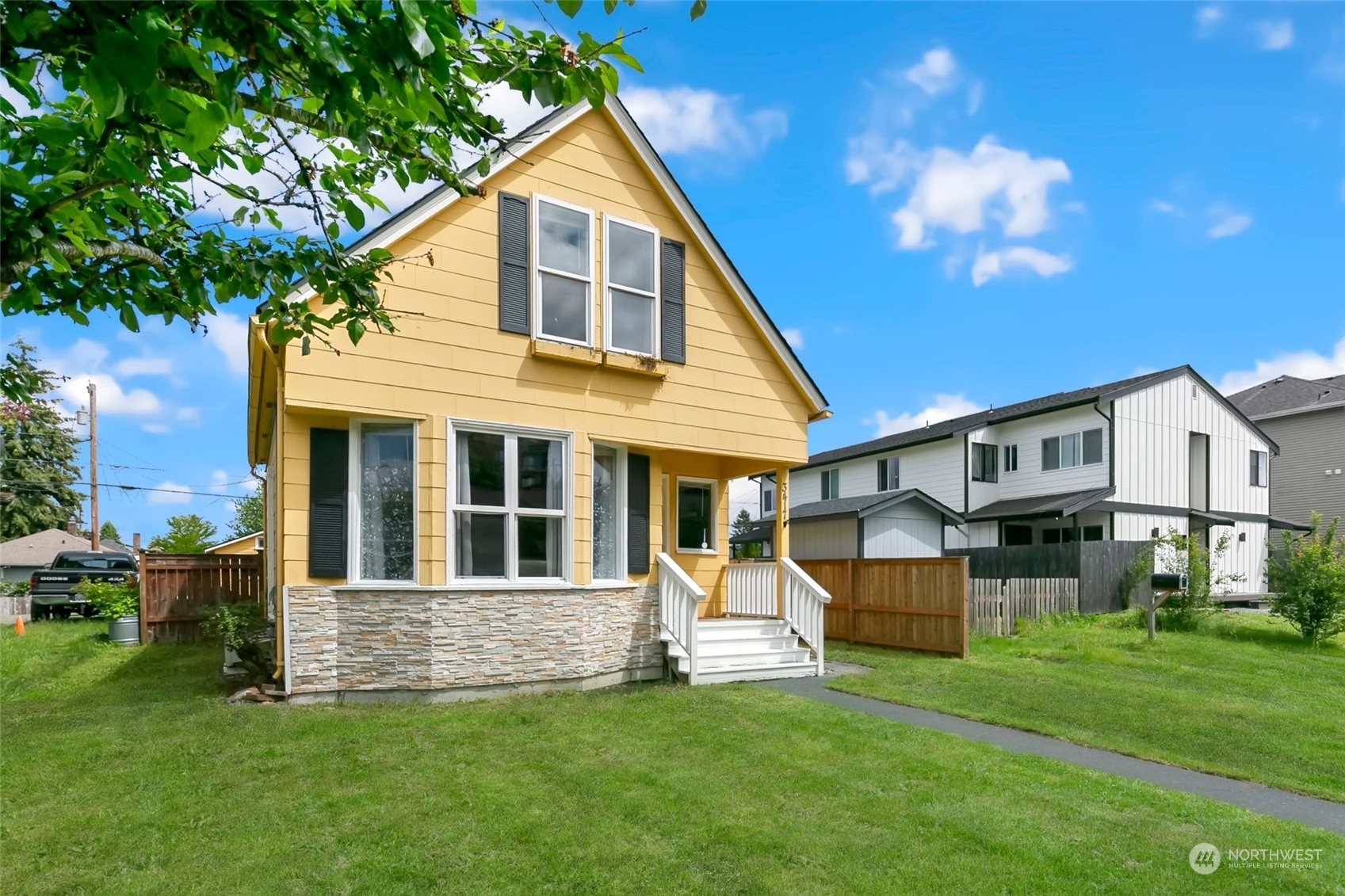 Property Photo: 3417 Wetmore Avenue WA 98201