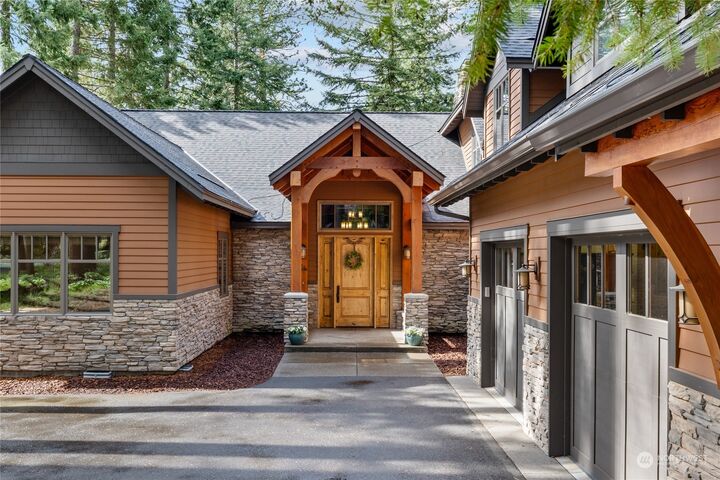 Property Photo:  1450  Pinegrass Loop  WA 98922 