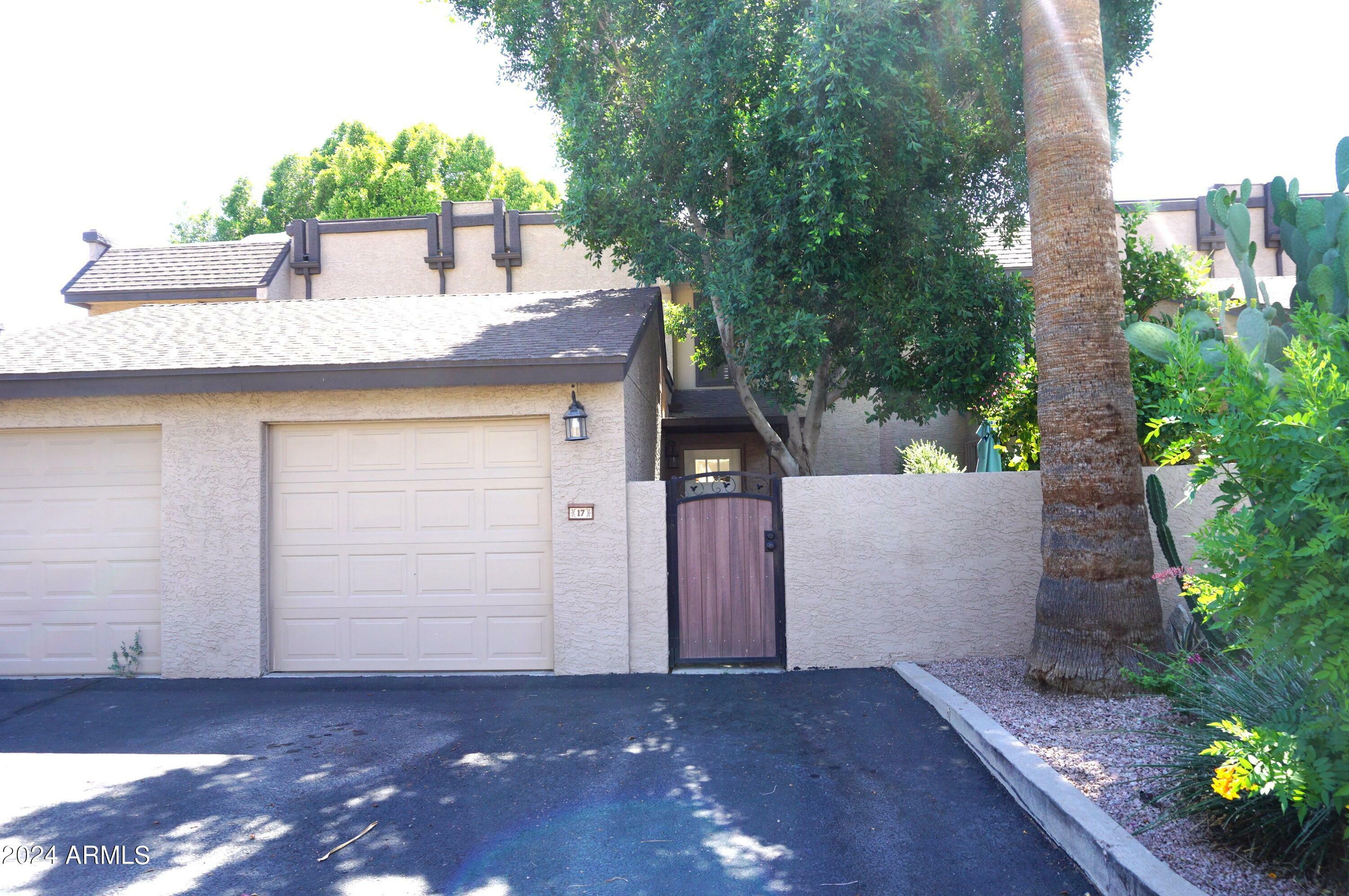 Property Photo:  2208 W Lindner Avenue 17  AZ 85202 