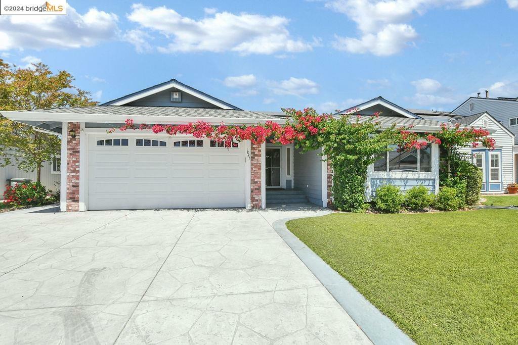 Property Photo:  1887 Dolphin Pl  CA 94505 