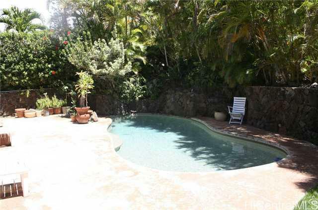 Property Photo:  1064 Kalihiwai Place  HI 96825 