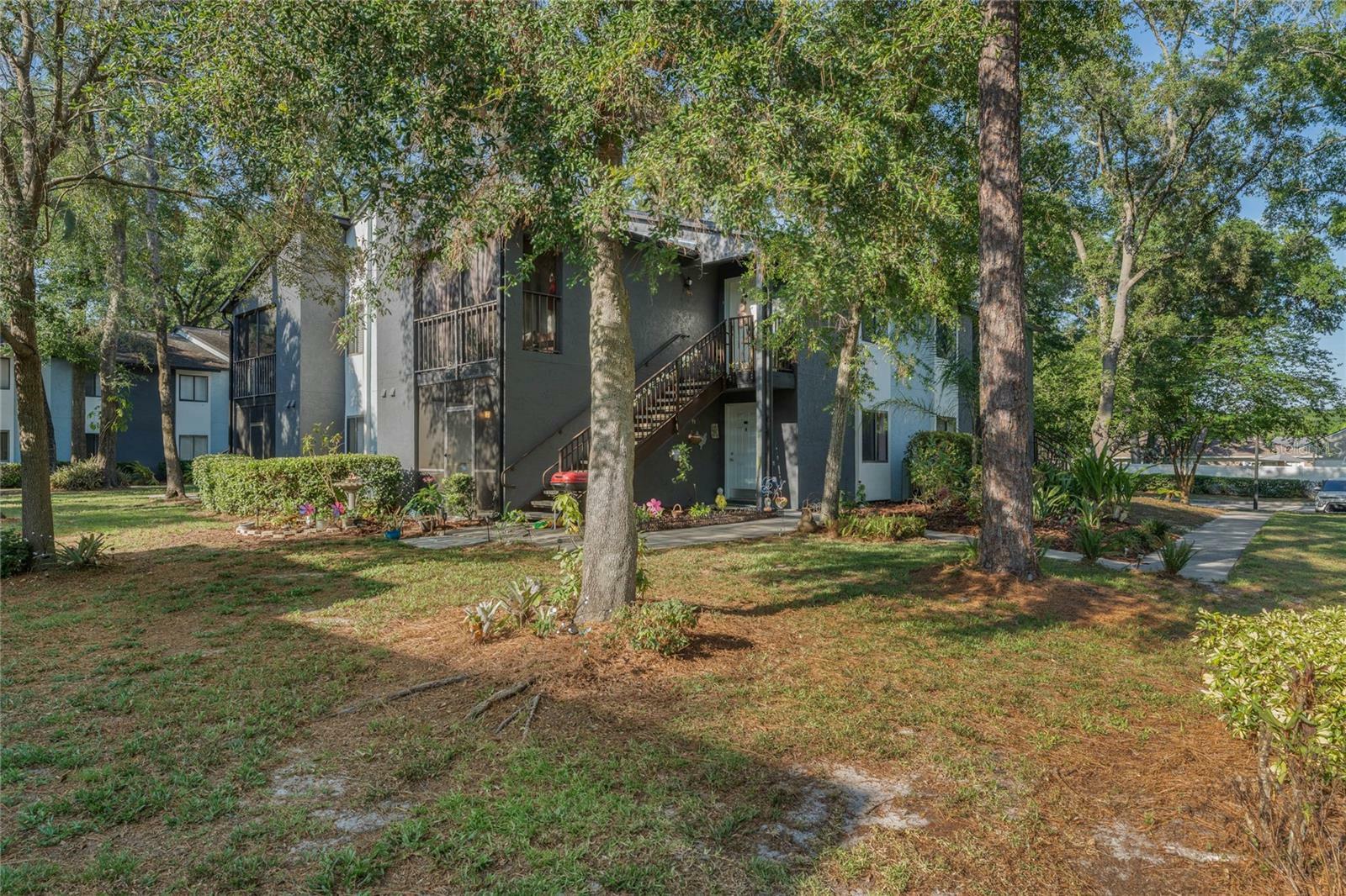 Property Photo:  190 Riverbend Drive 101  FL 32714 