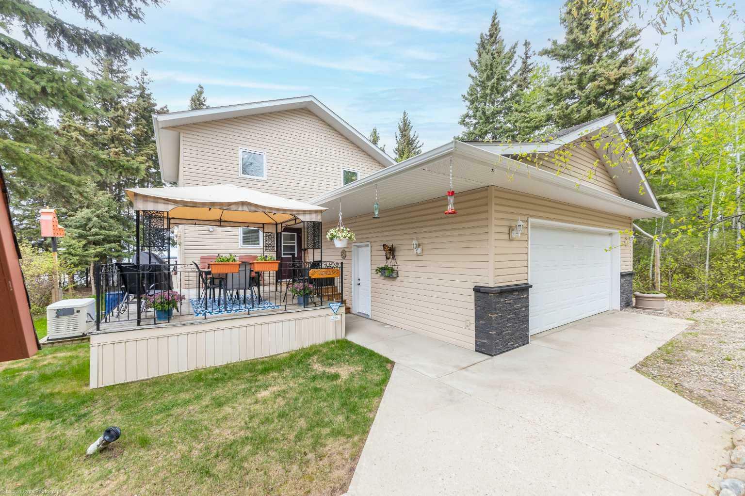 Property Photo:  1716 Neumann Crescent  SK S0M 1J0 