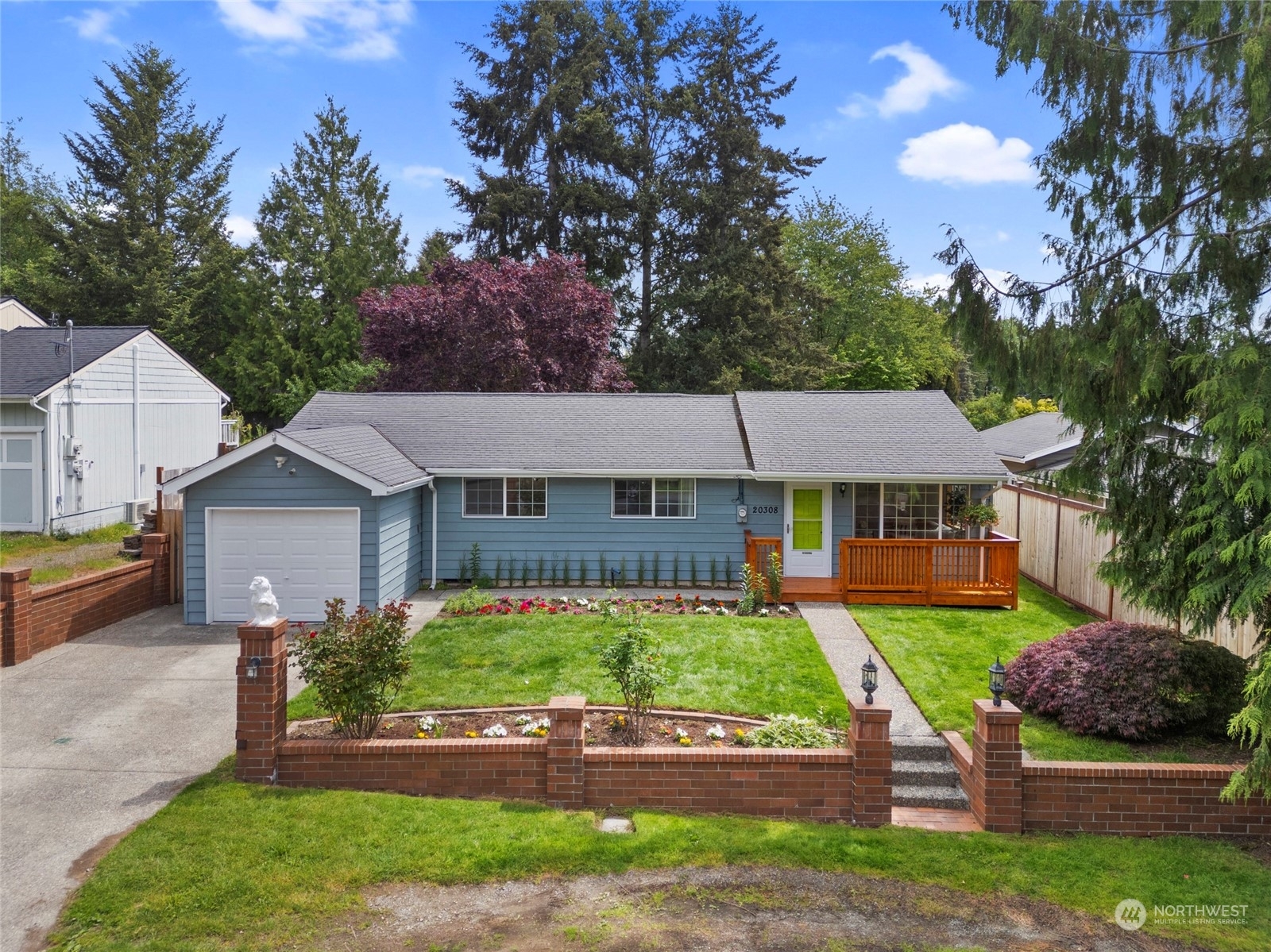 Property Photo:  20308 21st Avenue NE  WA 98155 