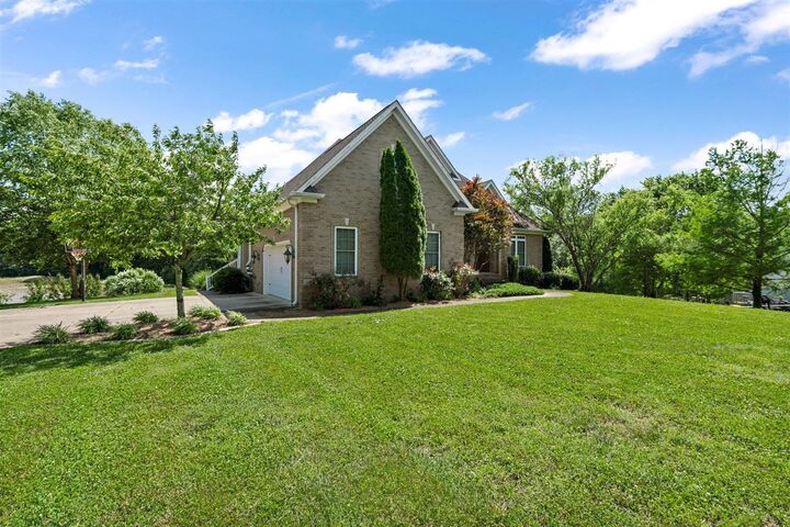 Property Photo: 3005 New Cut Road KY 42122