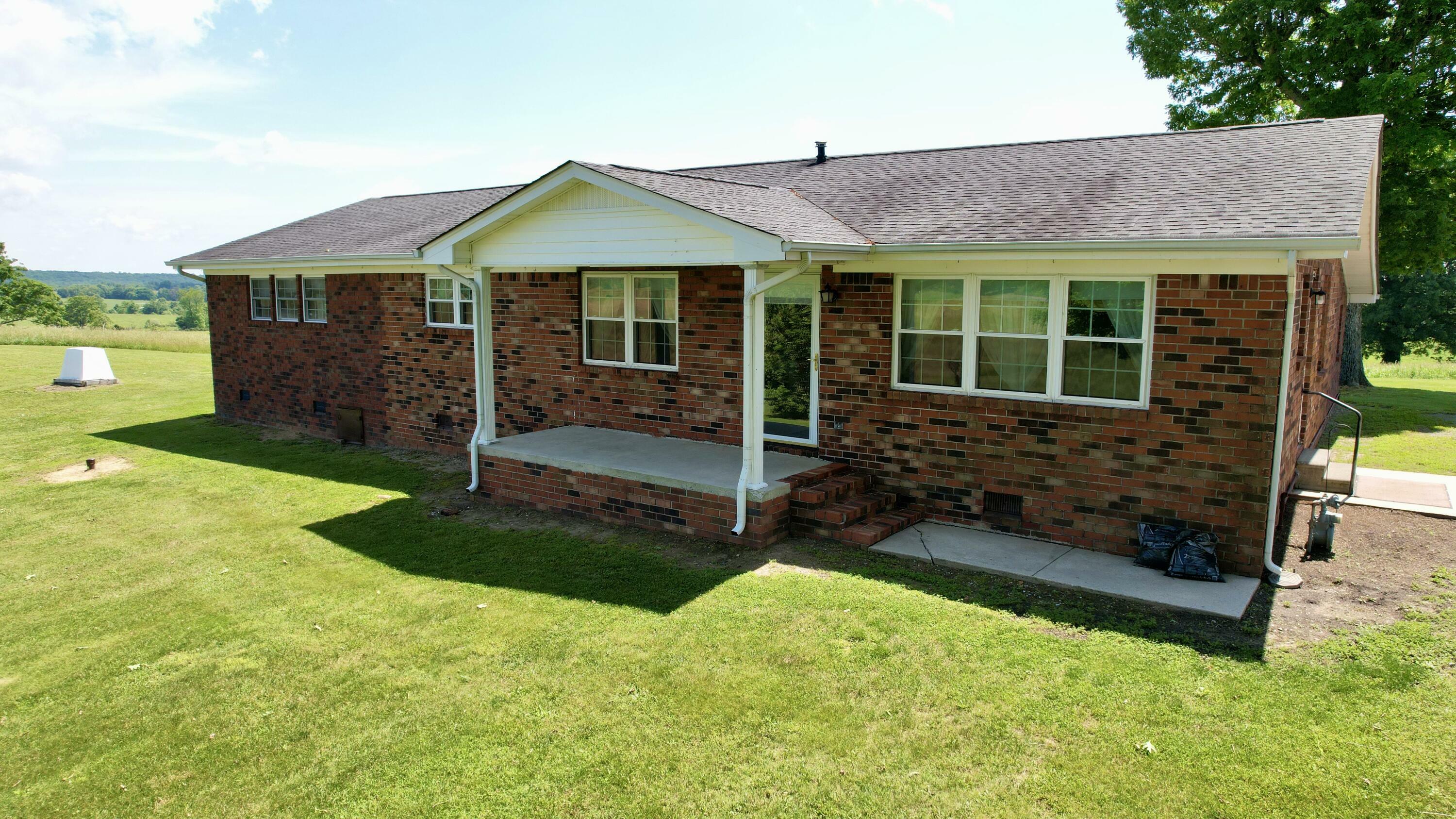 Property Photo: 4431 Riggs Road TN 37367