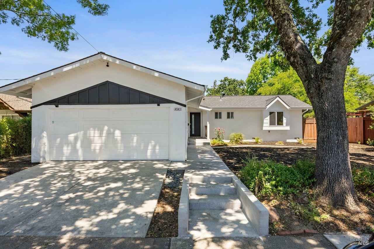 Property Photo:  4541 Rinconada Drive  CA 95409 