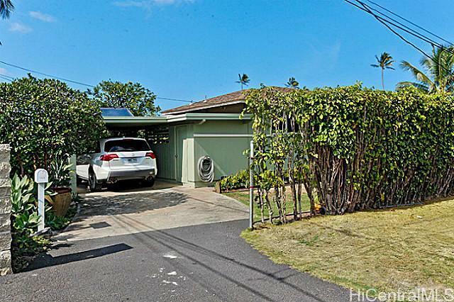 Property Photo:  324 D Olomana Street  HI 96734 