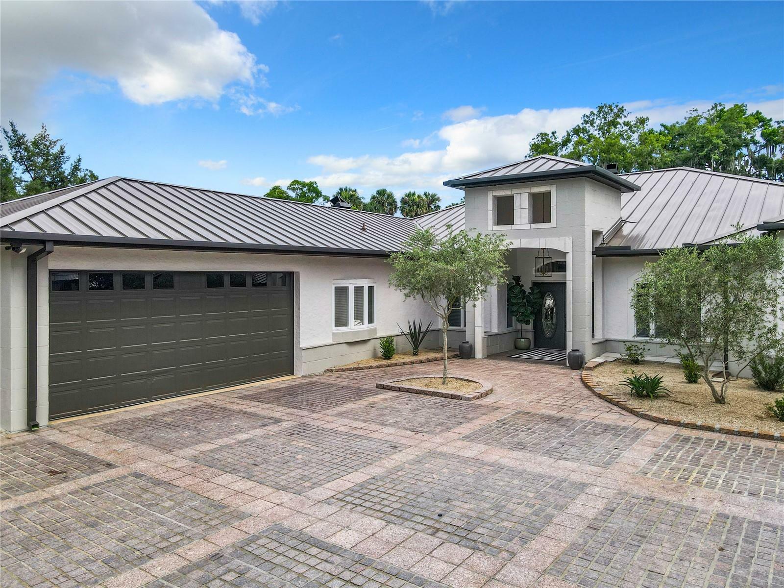 Property Photo:  375 Magnolia Place  FL 32713 