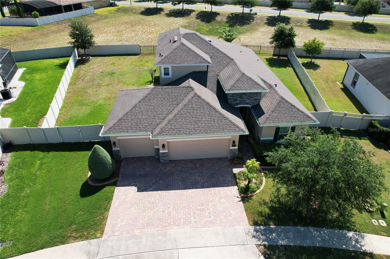 Property Photo:  473 Bellissimo Place  FL 34737 