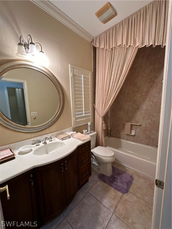 Property Photo:  8830 King Lear Court  FL 33908 