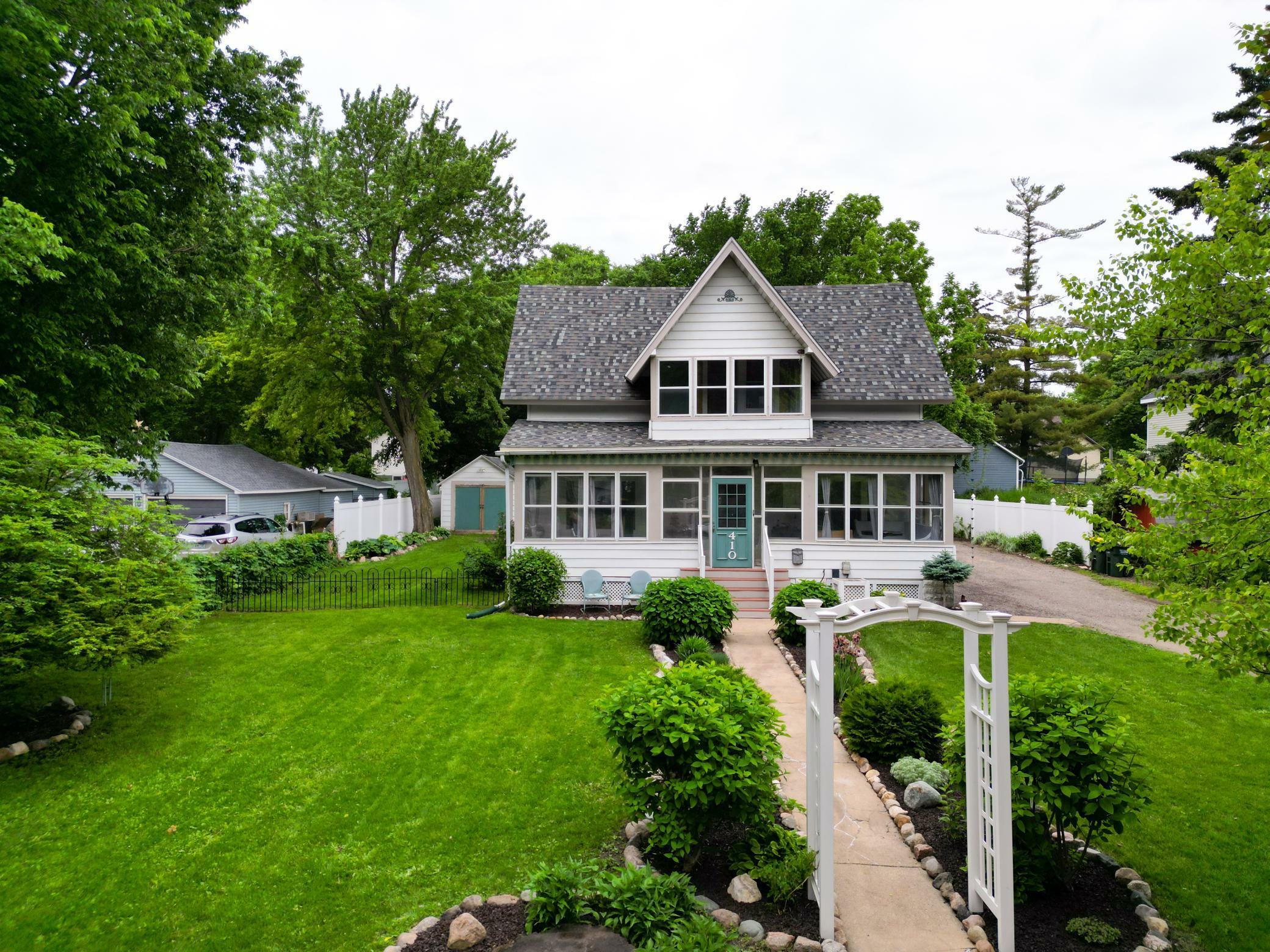 Property Photo:  410 SW 10 Street  MN 56201 