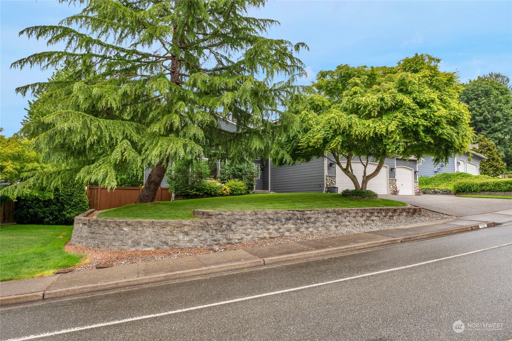 Property Photo:  7215 81st Place NE  WA 98270 