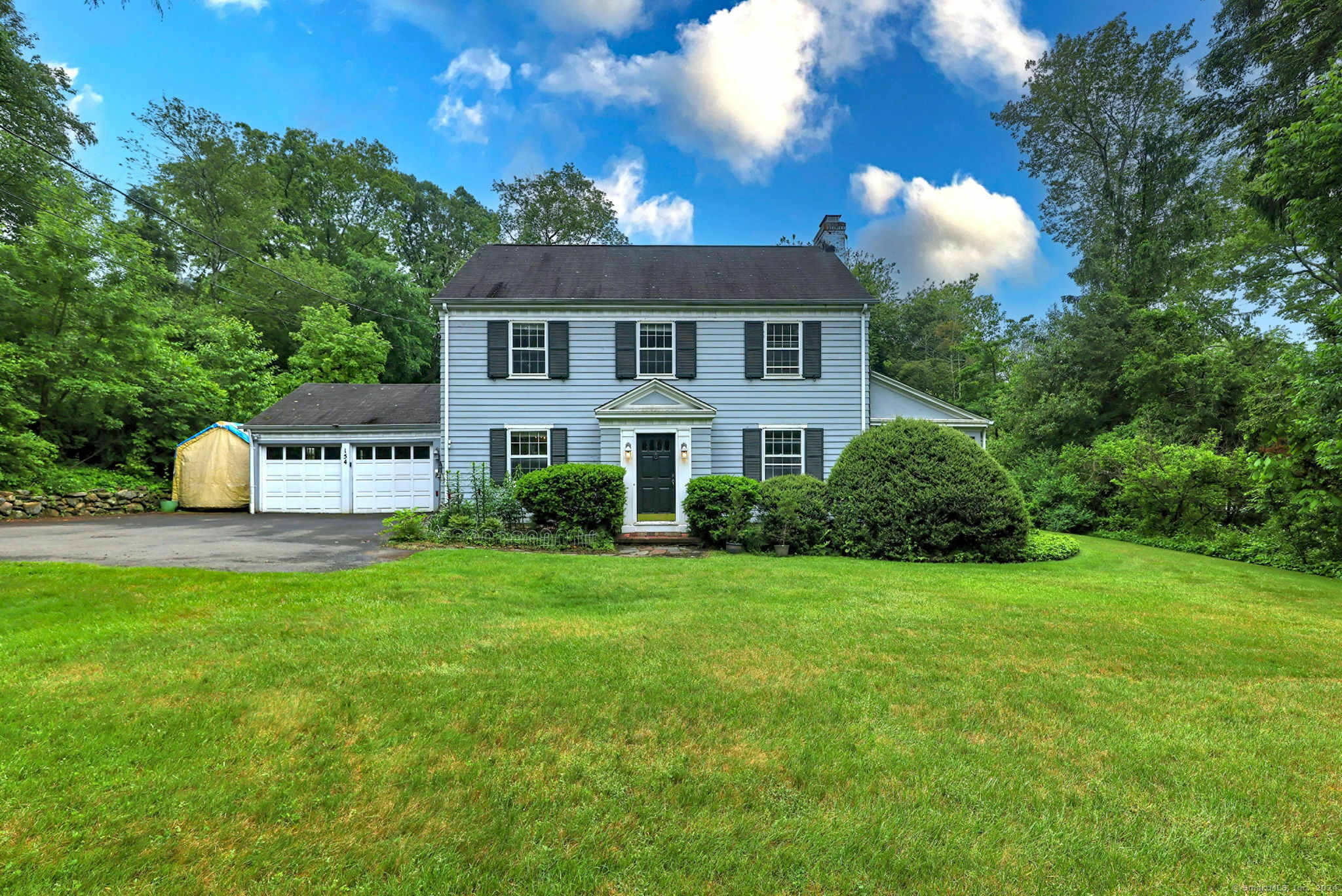 Property Photo:  154 Ansonia Road  CT 06525 