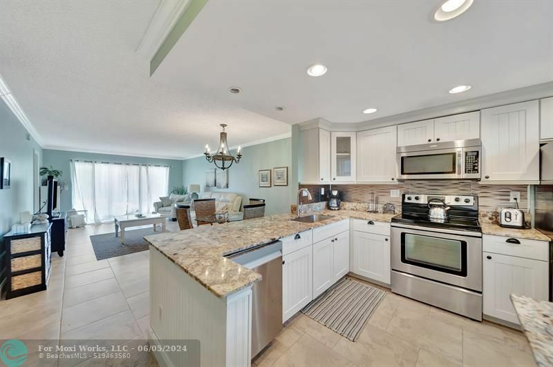 Property Photo: 1541 S Ocean Blvd 310 FL 33062