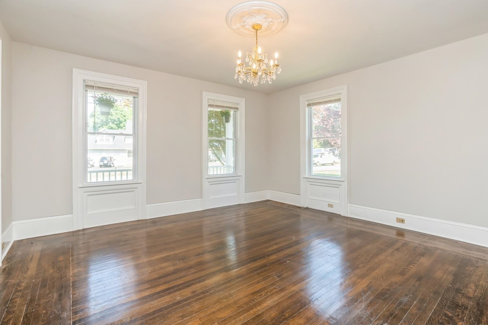 Property Photo:  302 Willow Grove St  NJ 07840 