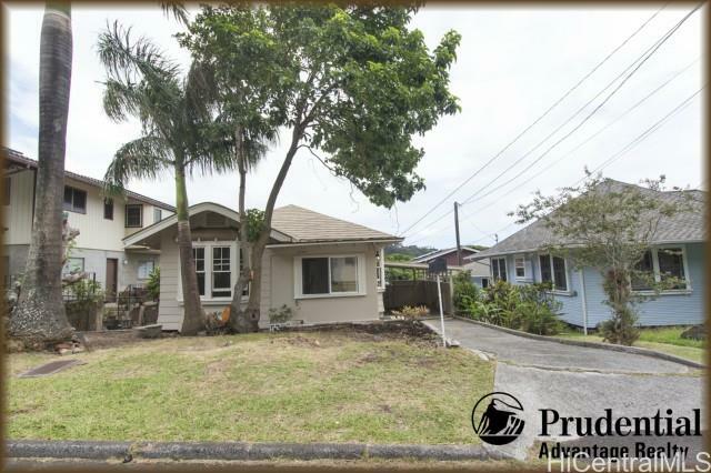 Property Photo:  2547 Waolani Avenue  HI 96817 