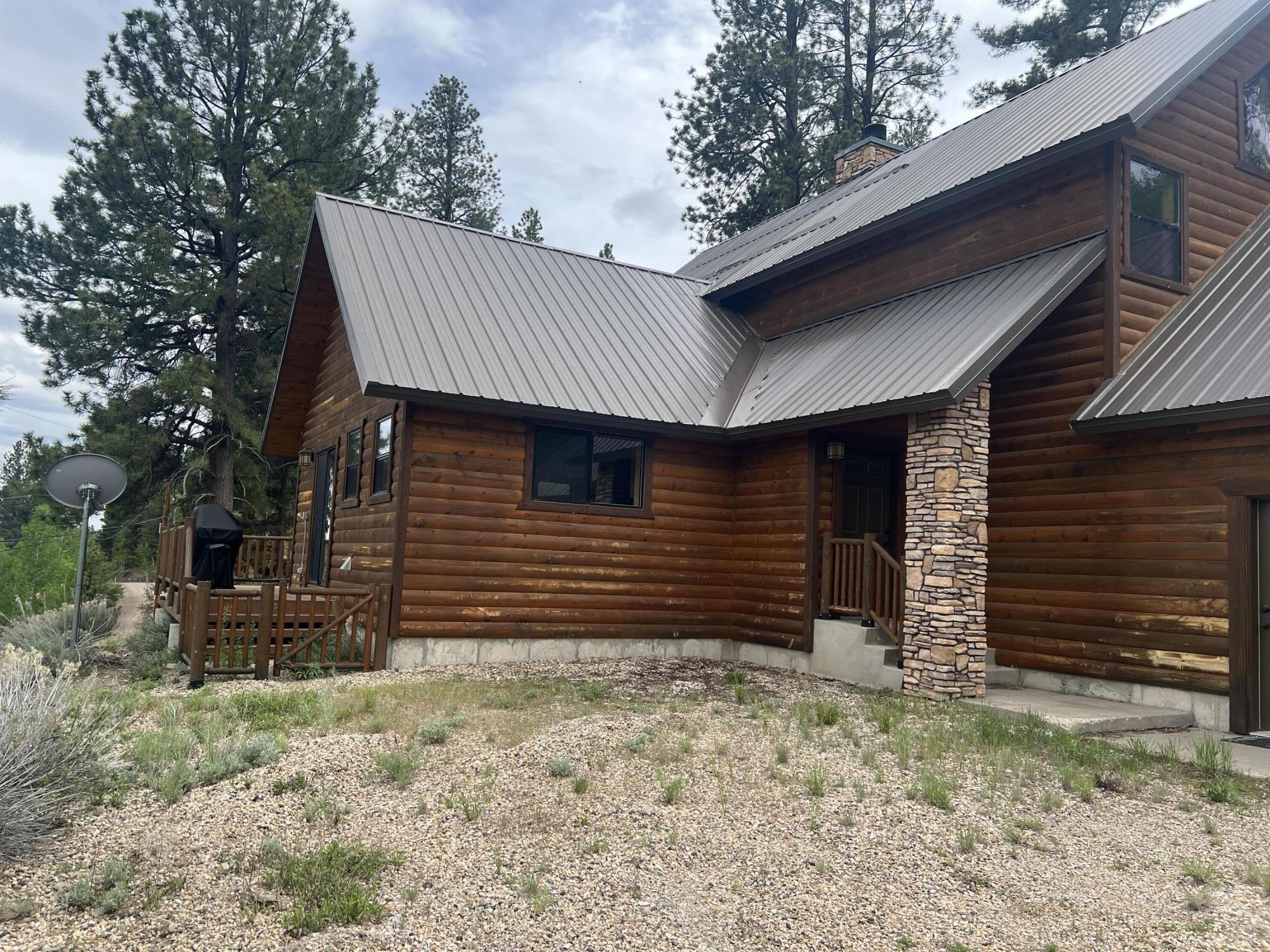Property Photo: 495 N Ipson Creek Dr UT 84759