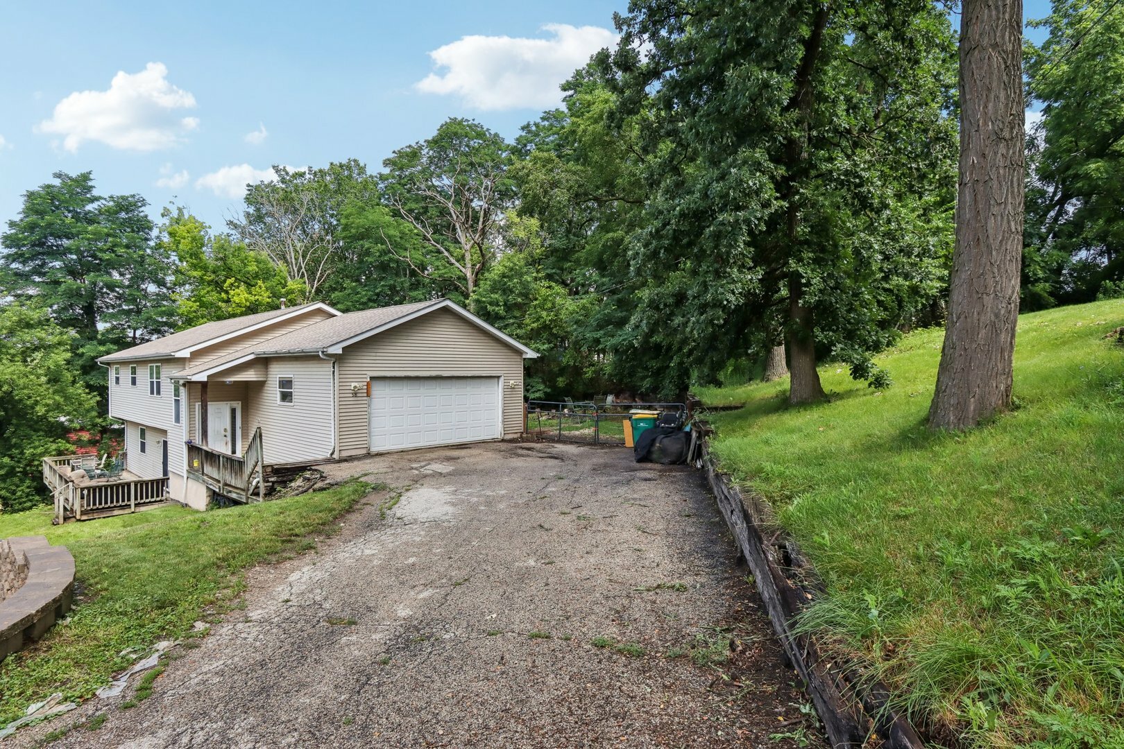 Property Photo:  58 S Maple Avenue  IL 60020 