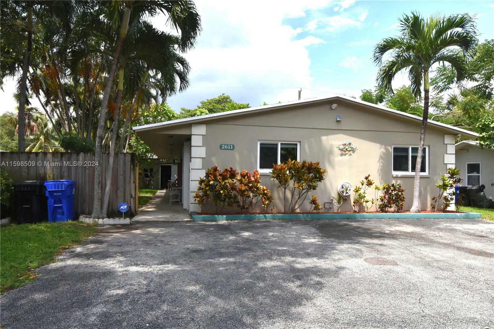 Property Photo:  2611 SW 13th Ave 1  FL 33315 