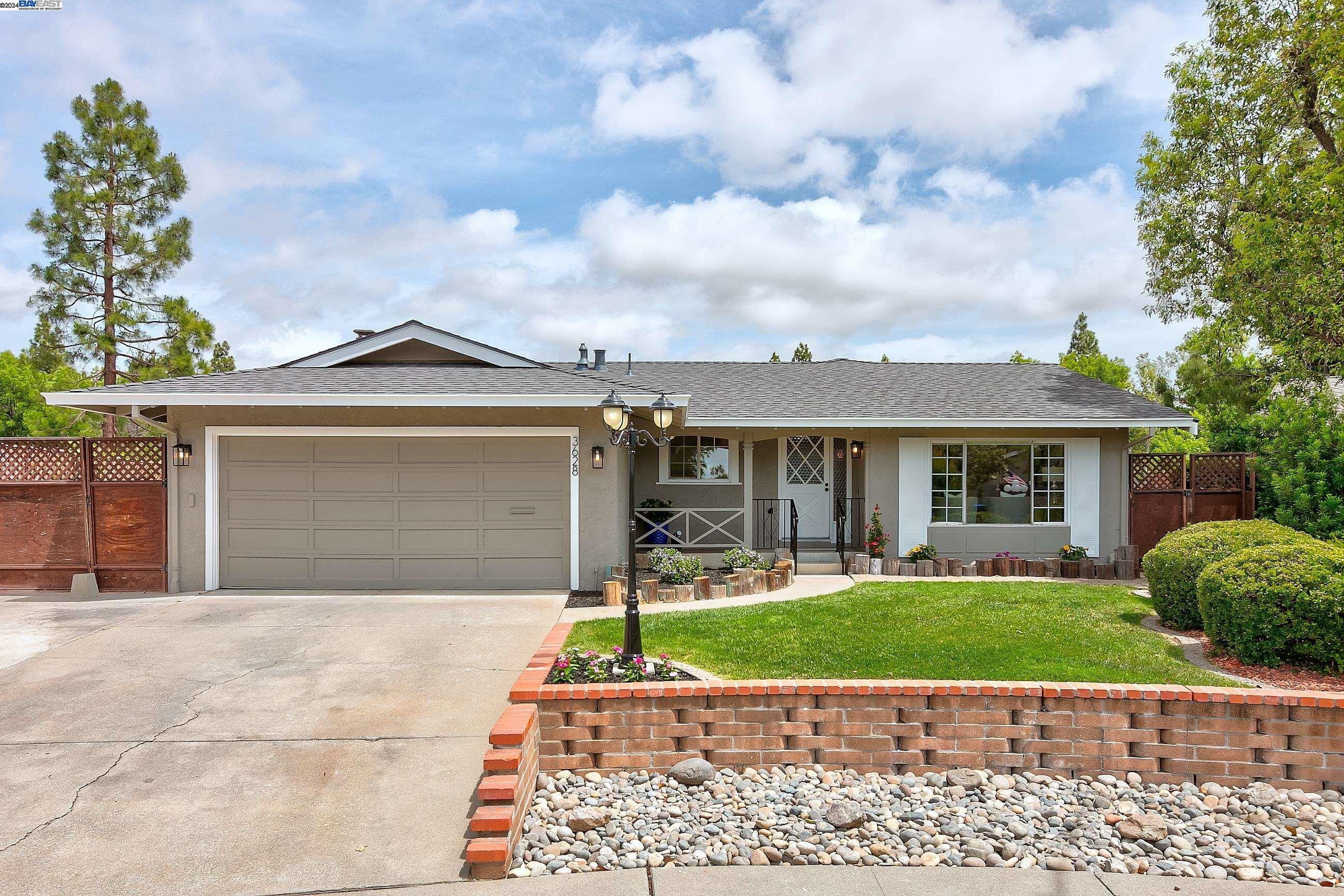 Property Photo:  3628 Zwissig Ct  CA 94566 