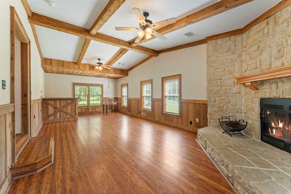 Property Photo:  411 Riverboat Bend  TX 77535 