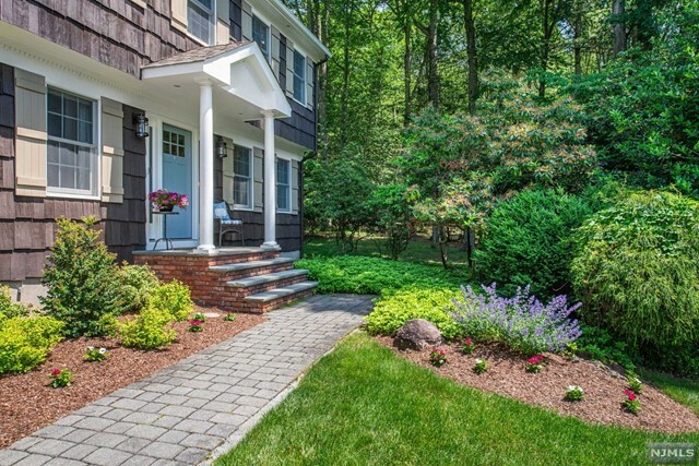 Property Photo:  29 Pontiac Drive  NJ 07470 