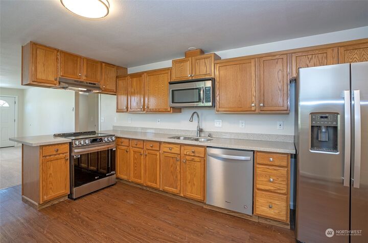 Property Photo:  5702 E L Street  WA 98404 