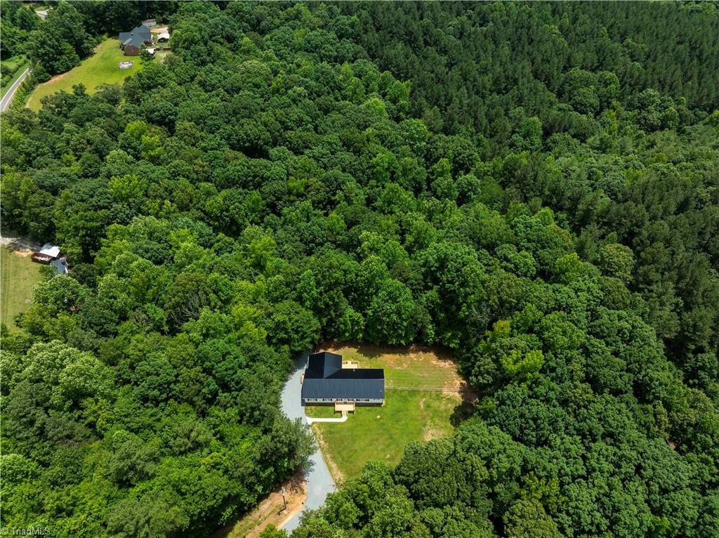 Property Photo:  695 Old Pasture Road  NC 27299 