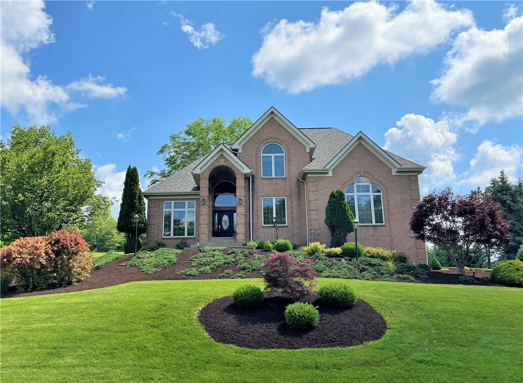 Property Photo: 409 Ironwood Drive PA 15317
