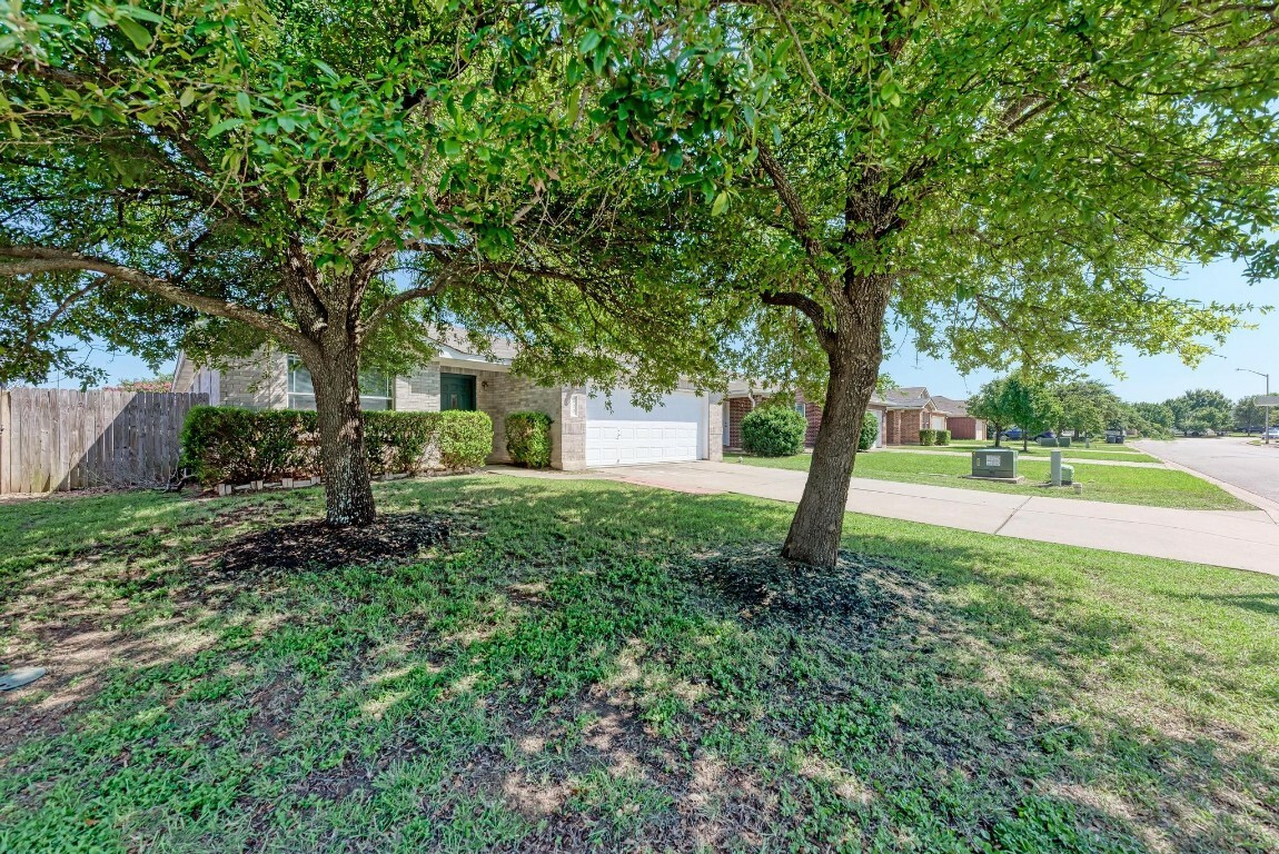 Property Photo:  400 McCarthur Drive  TX 78641 