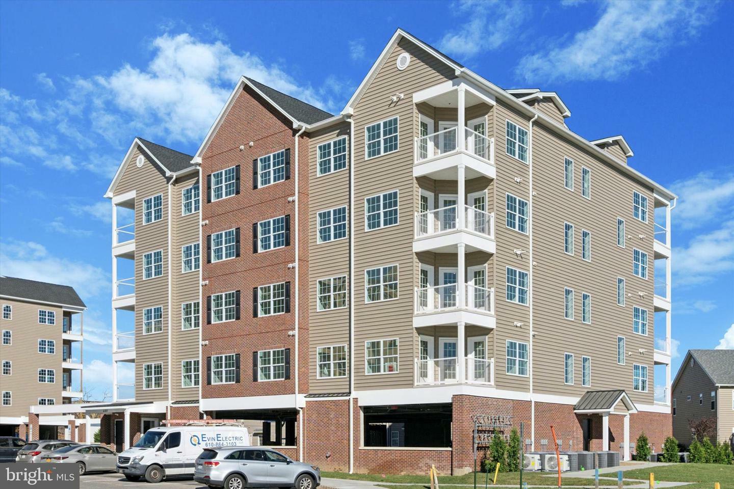 Property Photo: 16333 River View Court PA 19007