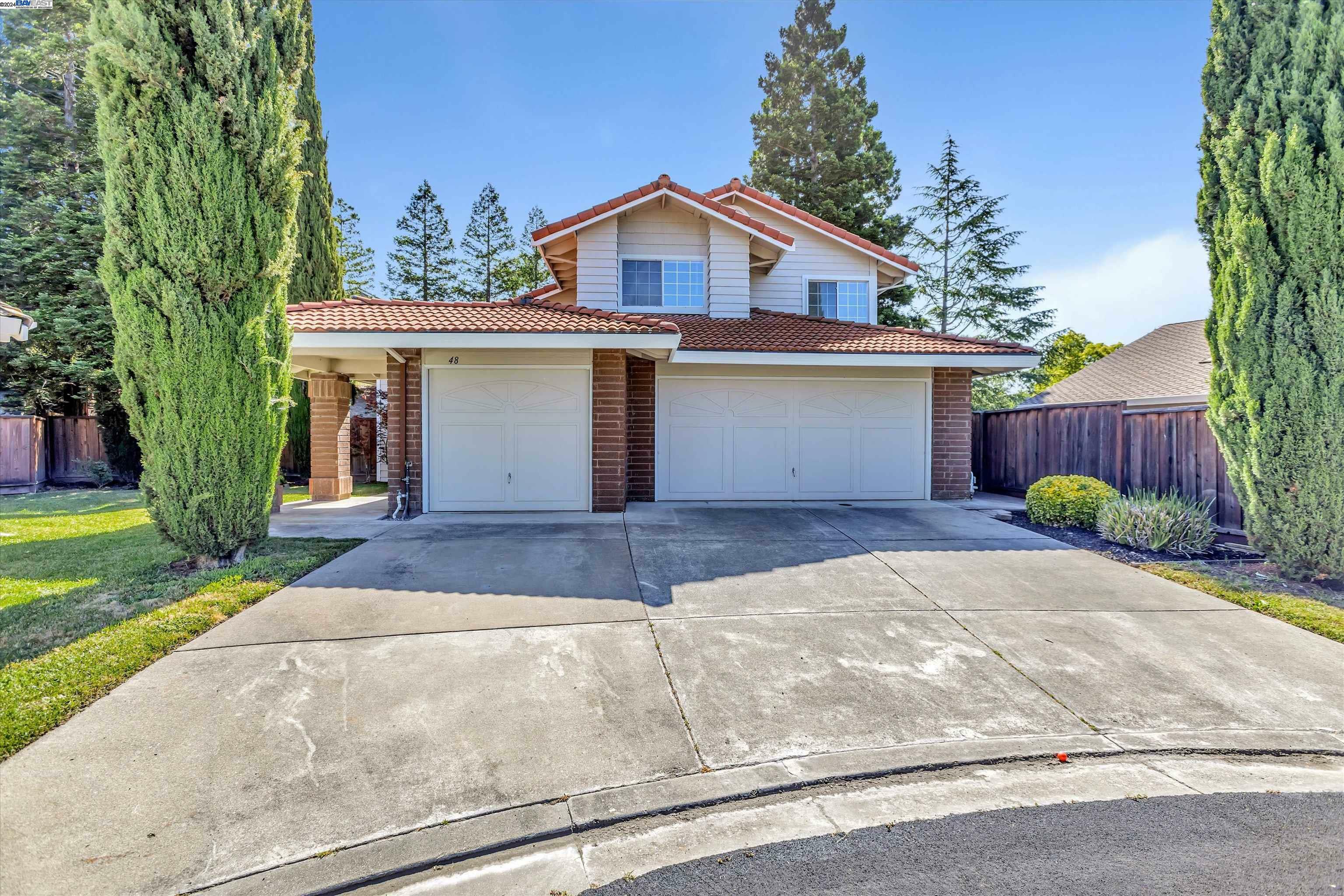 Property Photo:  48 Canyon Crest Ct  CA 94582 