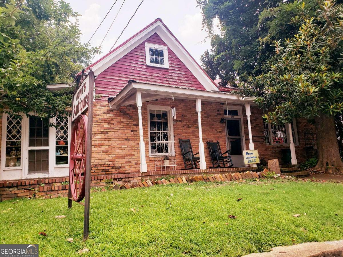 Property Photo:  346 Oliver Street N  GA 30635 