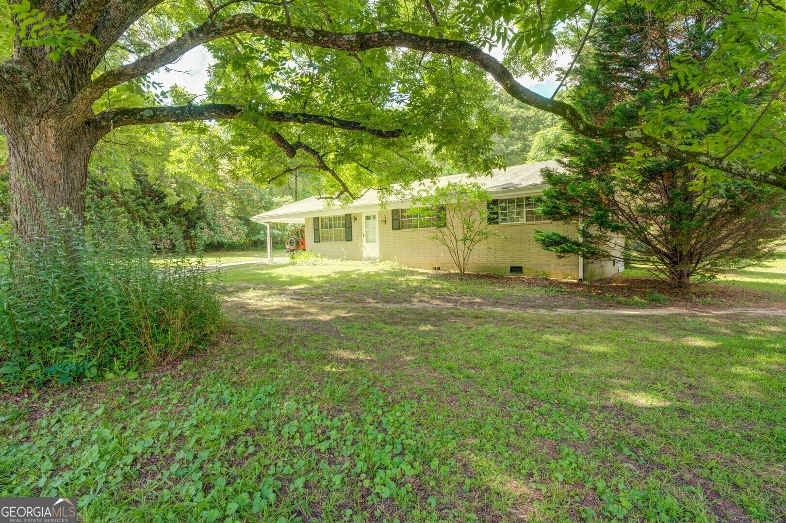 Property Photo:  2032 Highway 20 NE  GA 30012 