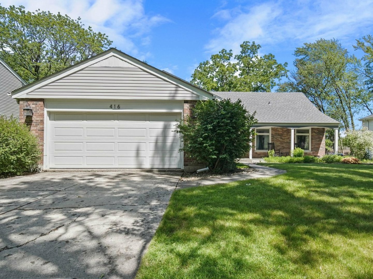 Property Photo:  416 Green Valley Drive  IL 60540 