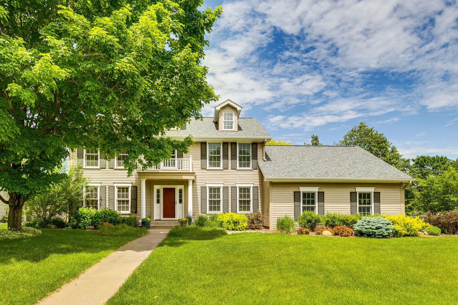 Property Photo: 1271 Woodcrest Avenue MN 55126