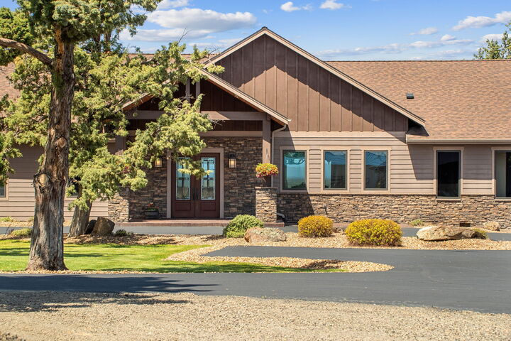 Property Photo: 13501 SW Riggs Road OR 97753