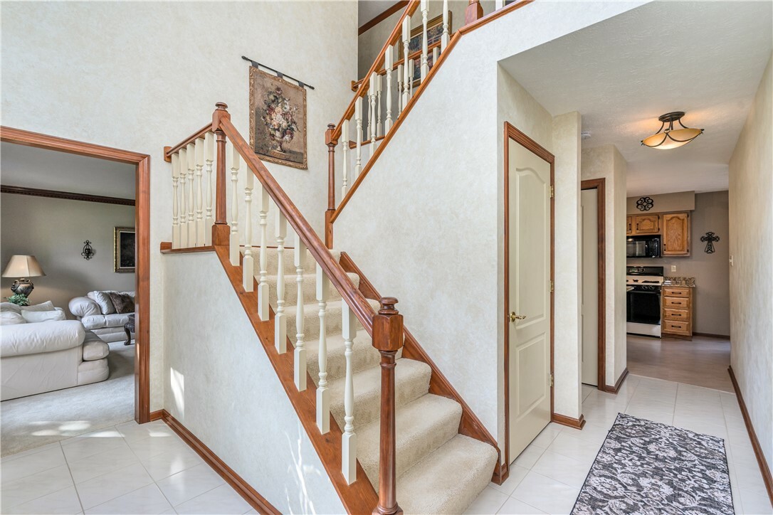 Property Photo:  104 Liberty Court  PA 15108 