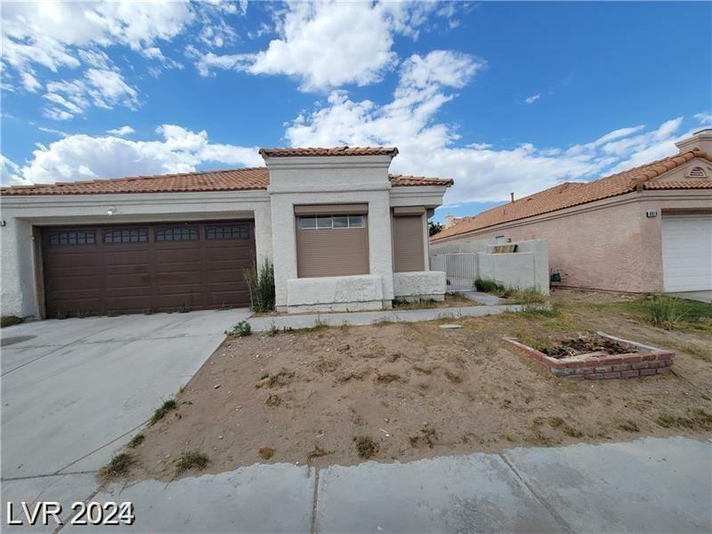 Property Photo:  9820 Cross Creek Way  NV 89117 